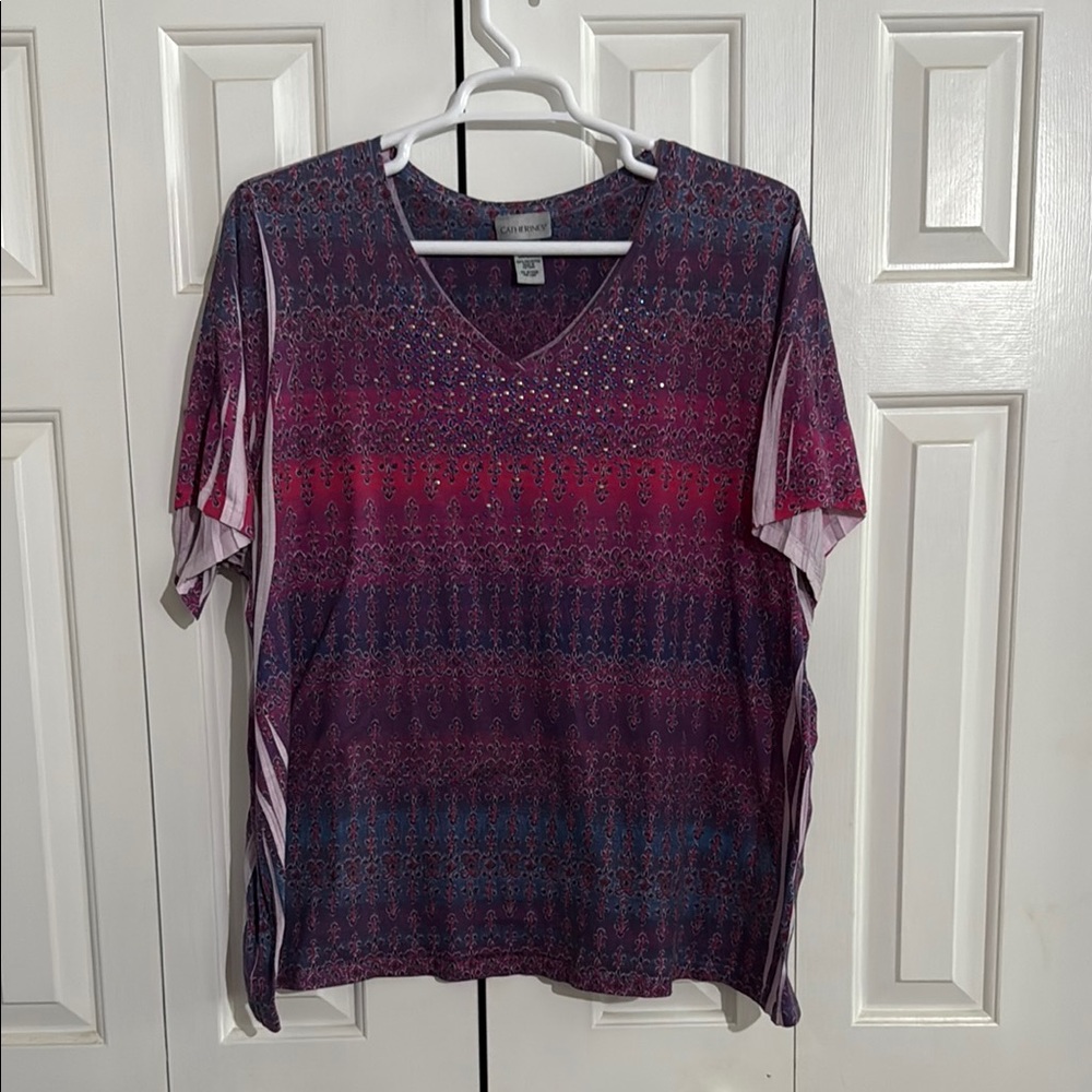 Women's Purple and Pink V-Neck Top